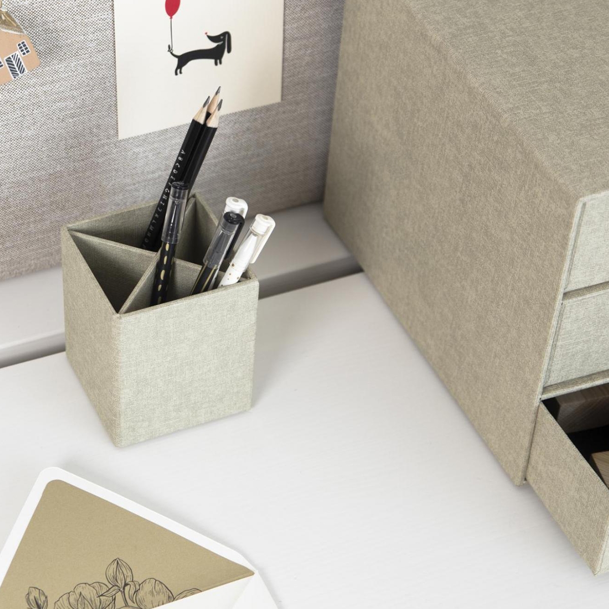 Bigso Box of Sweden - Penny, penneholder, Linen