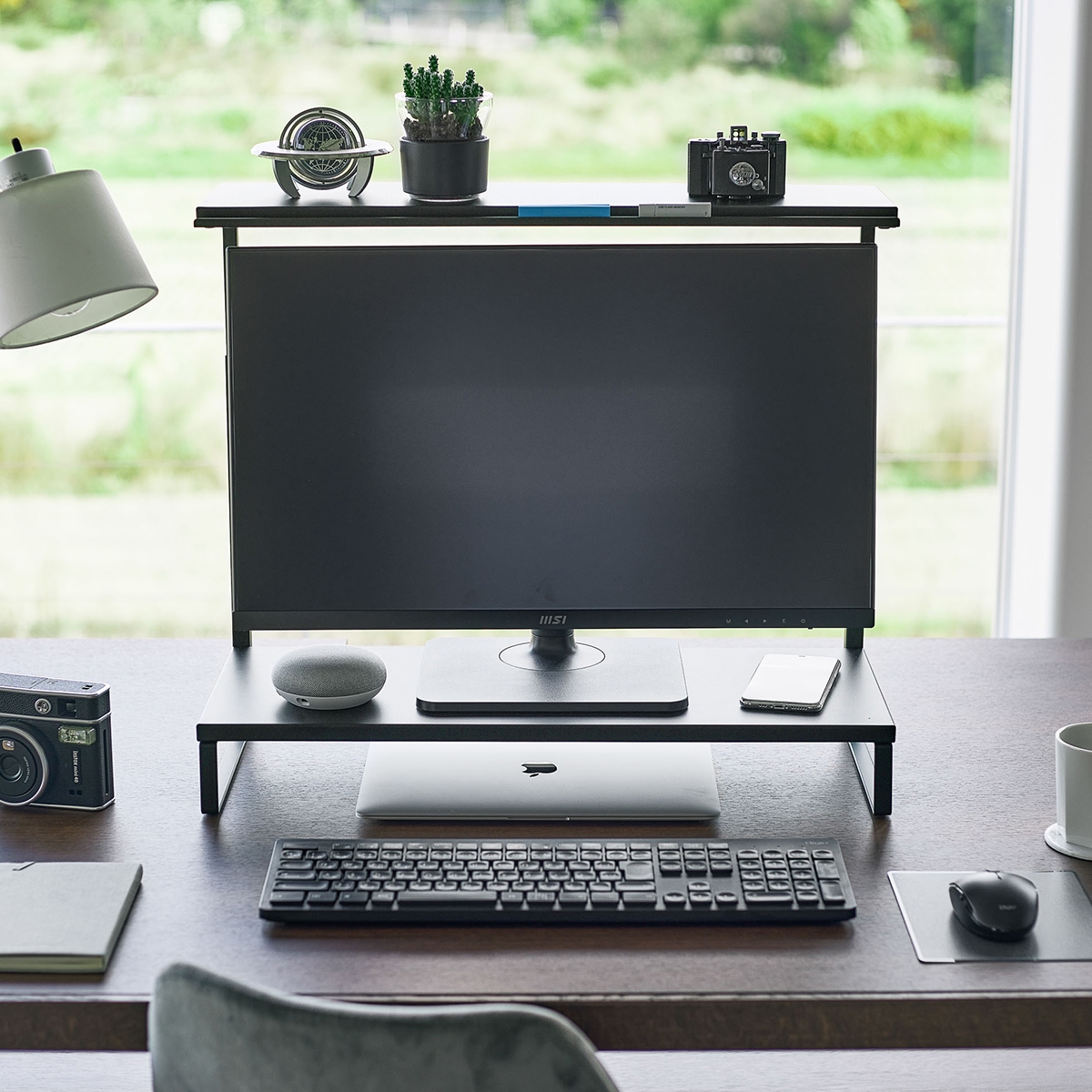 Yamazaki Monitor Stand i to etager, Sort